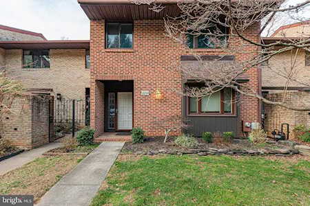 2239 Chapel Valley Ln Lutherville Timonium, MD 21093