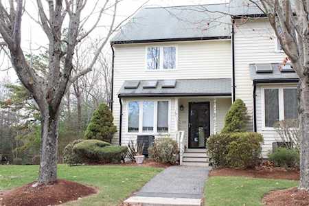 626 Maple Brook Rd #626 Bellingham, MA 02019