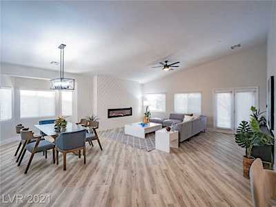 9621 Dancing Pond Way Las Vegas, NV 89178
