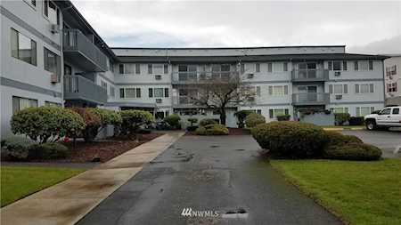 2005 Tibbetts Dr #110 Longview, WA 98632