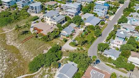 202 Coconut Ave Anna Maria, FL 34216