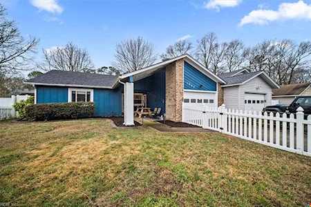 1247 Eaglewood Dr Virginia Beach, VA 23454