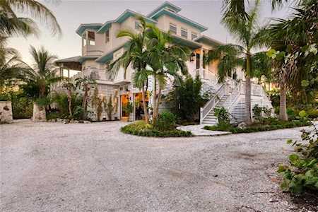 451 Bocilla Dr Placida, FL 33946