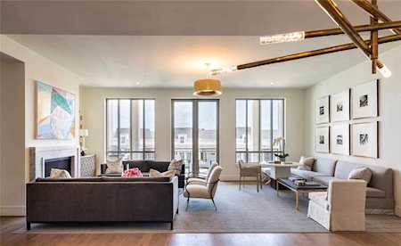 2325 Welch Houston, TX 77019
