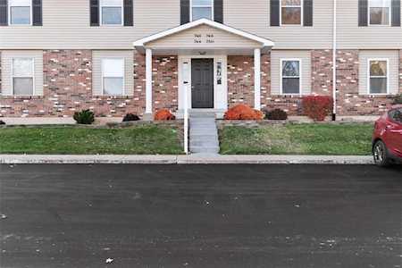 748 Delray St Peters, MO 63376