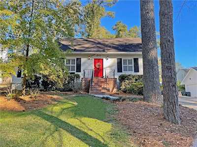 3200 Parkridge Crescent Atlanta, GA 30341