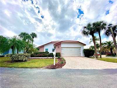 22473 Arcadia Ct Boca Raton, FL 33433