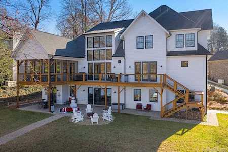 4674 Lake Shore Rd N Denver, NC 28037