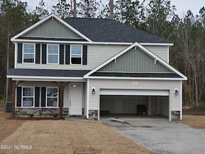 404 Holly Grove Drive Winterville, NC 28590