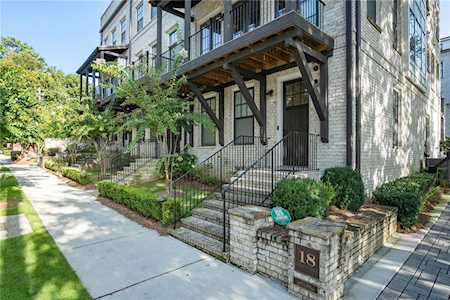 18 Peachtree Ave NE #1 Atlanta, GA 30305