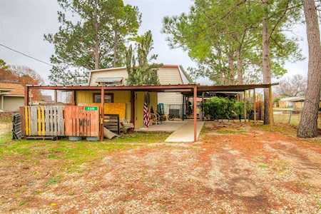 4315 Cottonwood Court Granbury, TX 76049