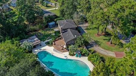 1077 Fort Sumter Dr Charleston, SC 29412