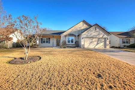 109 Lubbock DR Georgetown, TX 78633