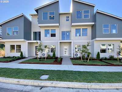 17310 SE Crossroads Ave #LOT20 Happy Valley, OR 97086