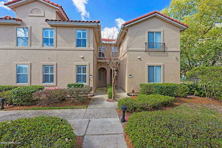 3837 La Vista Cir Jacksonville, FL 32217