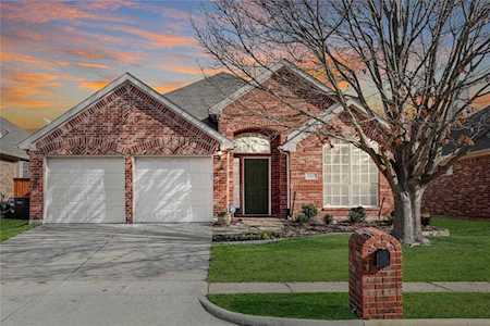 2417 Mallard Drive Little Elm, TX 75068