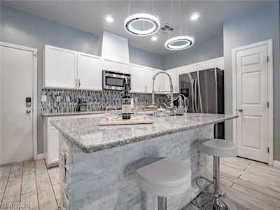 8326 Embry Hills St Las Vegas, NV 89113