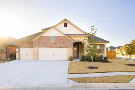 12600 Twisted Root DR Manchaca, TX 78652