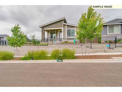 7230 SW Woodbury Loop Wilsonville, OR 97070