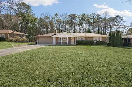 4175 Weston Dr Powder Springs, GA 30127