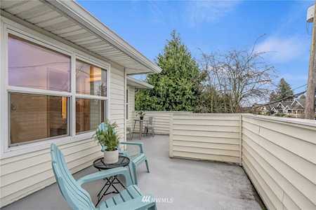 5122 S Mayflower St #205 Seattle, WA 98118