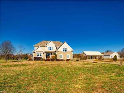 802 S Mills Rd #2 Moyock, NC 27958