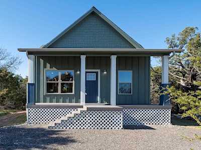 3519 Flint Rock Circle Granbury, TX 76048