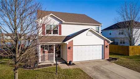 279 Brookview Dr Brownsburg, IN 46112
