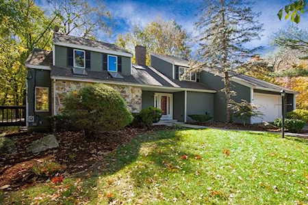 11 Cosma Rd Easton, MA 02356