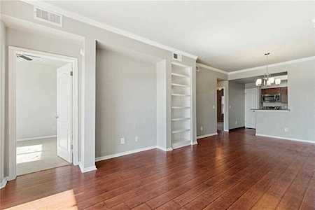 6000 Shepherd Mountain CV #304 Austin, TX 78730