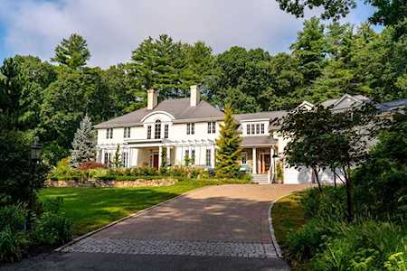 17 Bridle Path Weston, MA 02493