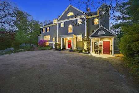 71 Columbine Rd Milton, MA 02186