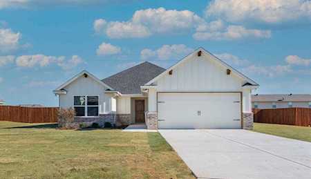 3019 Meandering Way Granbury, TX 76049