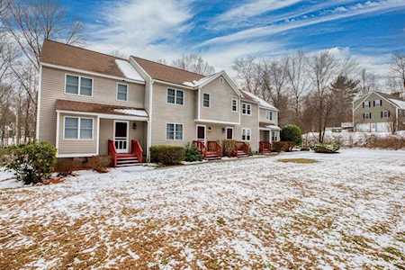 26 Ryan Rd #3 North Brookfield, MA 01535