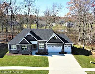 31 Timberleaf Brighton Twp, MI 48114