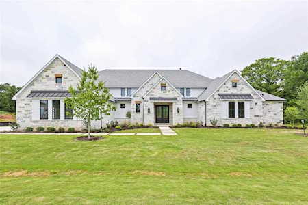 4204 Laura Lane Flower Mound, TX 75022
