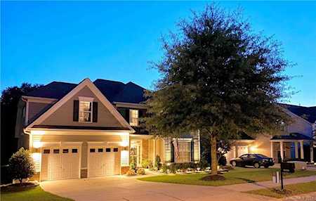 9808 Loughlin Ln Charlotte, NC 28273