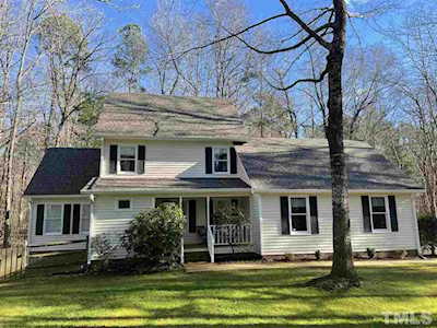 5206 Woods End Road Hillsborough, NC 27278