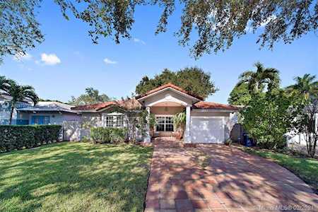 345 NE 88th St El Portal, FL 33138