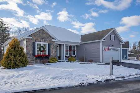 10 Springwood Way Manchester, NH 03102