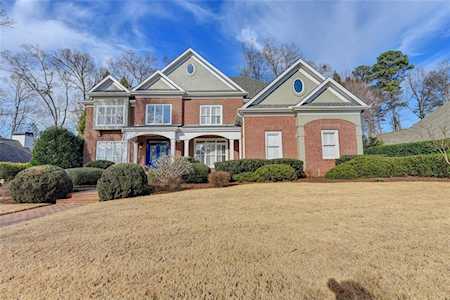 325 Hurst Bourne Ln Johns Creek, GA 30097