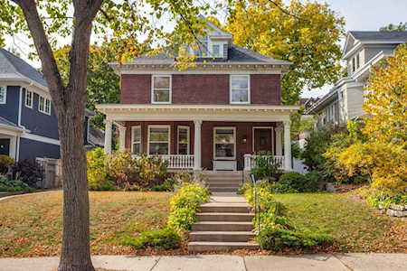 2100 Humboldt Avenue S Minneapolis, MN 55405