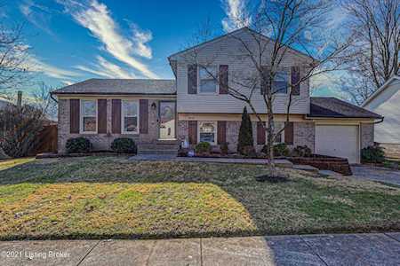 8718 Avondale Ct Louisville, KY 40299