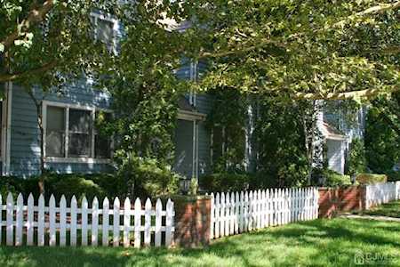 2 Mulberry Lane Metuchen, NJ 08840