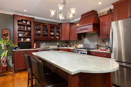 19 Greenwich St Boston, MA 02120