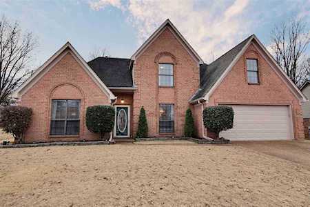 7233 La Casa Dr Bartlett, TN 38133