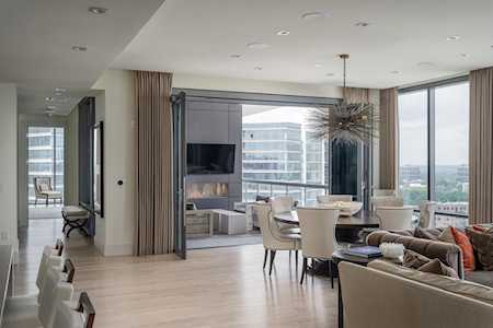 3107 Peachtree Rd NE #1702 Atlanta, GA 30305