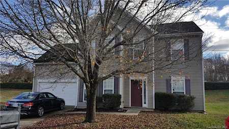 2002 Moonstone Ln Indian Trail, NC 28079