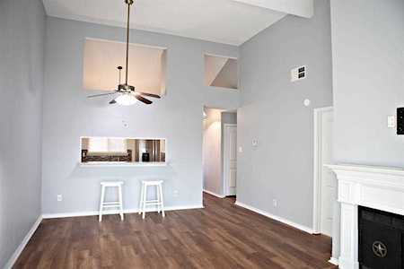 2923 Hilltop Drive Euless, TX 76039