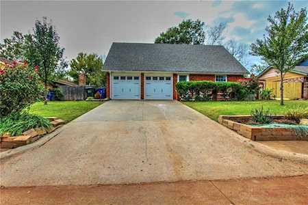 2906 Willow Creek Dr Norman, OK 73071